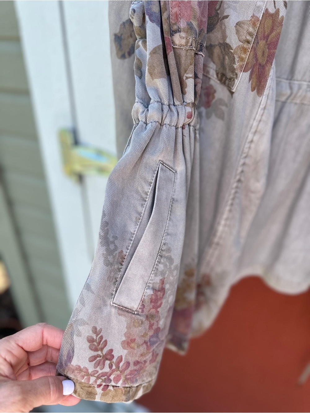 Sundance Floral Drawstring Utility Jacket - Taupe & Mauve - Picture 8 of 10